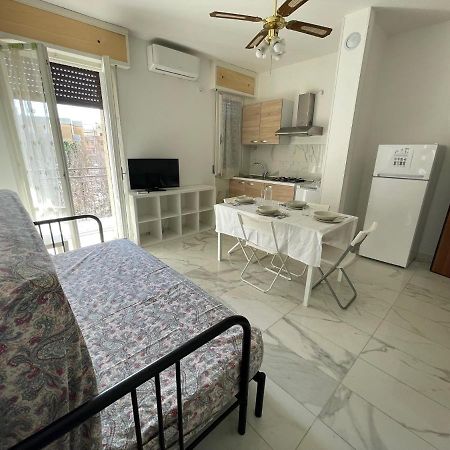 Residenza Tartaruga Apartment Лидо Адриано Екстериор снимка